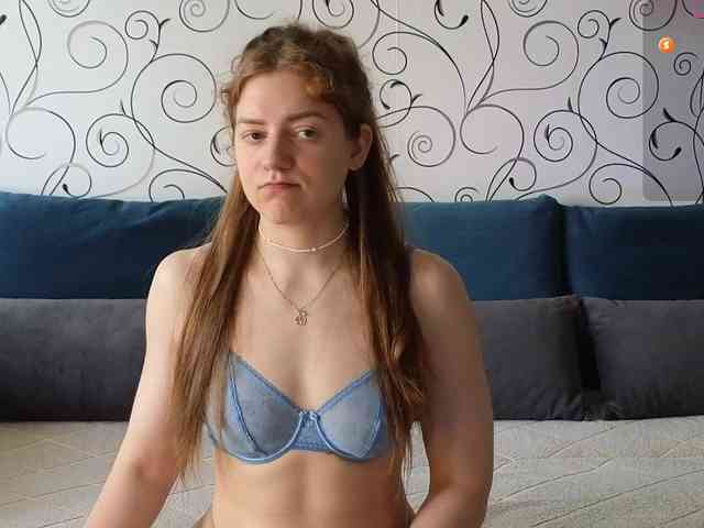 Mari-Cherie webcam