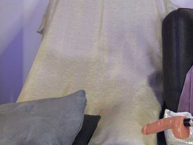 Tania44b live cam preview