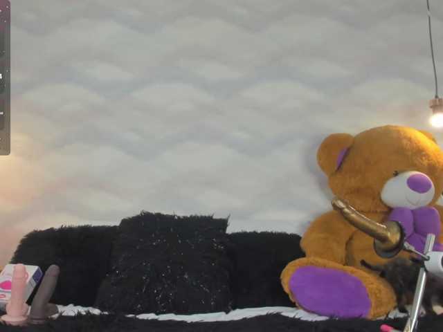 danaylia live cam on BongaCams