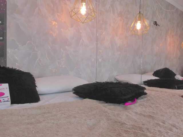 danaylia live webcam show