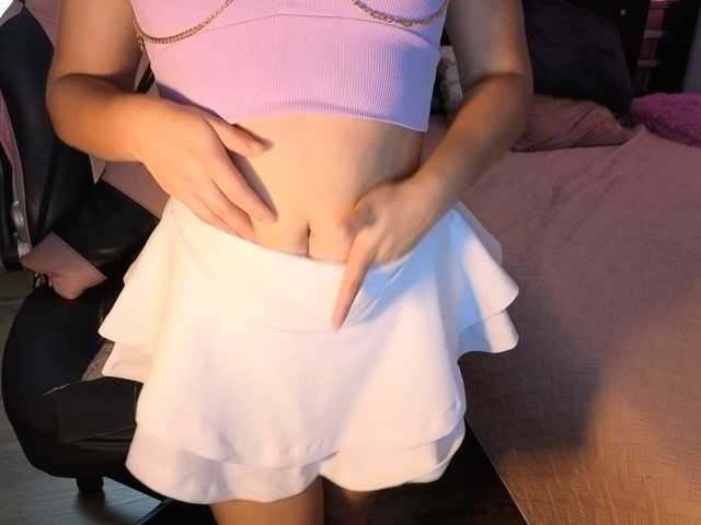 Violetacampbe live cam preview