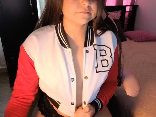 Violetacampbe live cam on BongaCams