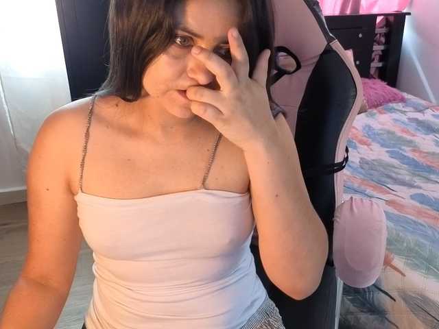 Violetacampbe live cam on BongaCams
