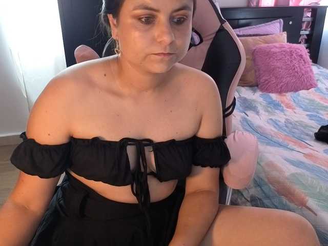 Violetacampbe — live female cam