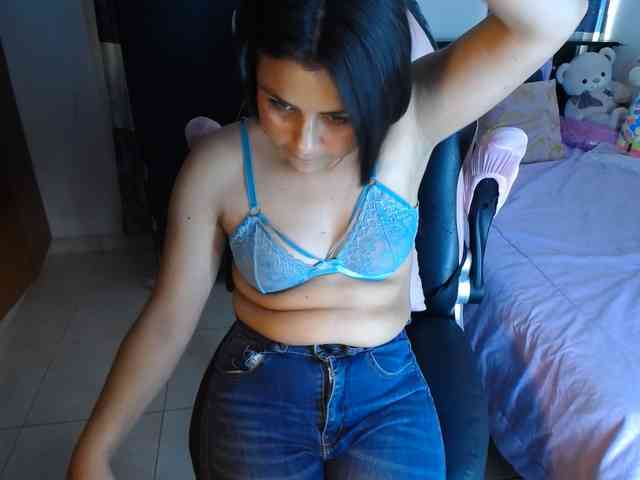 Violetacampbe webcam