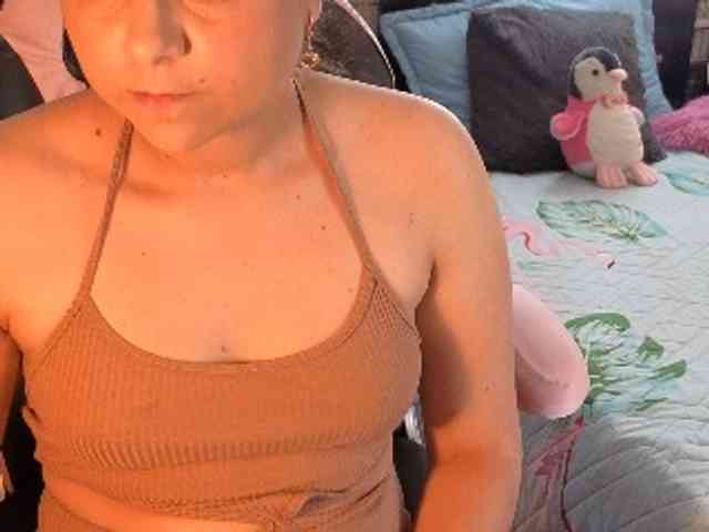 Violetacampbe webcam