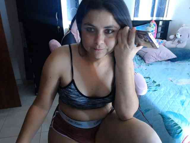 Violetacampbe webcam