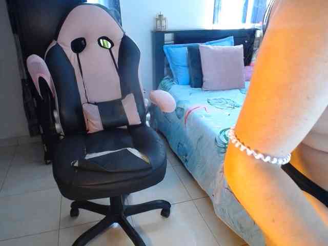 Violetacampbe webcam