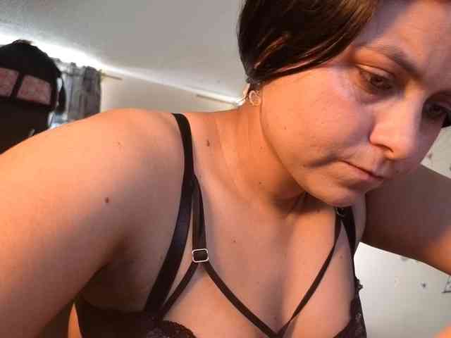 Violetacampbe webcam