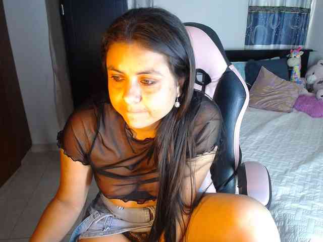 Violetacampbe webcam