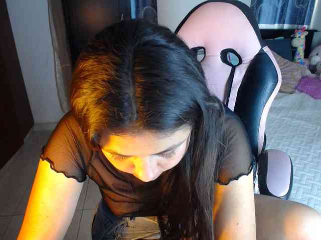 Violetacampbe webcam