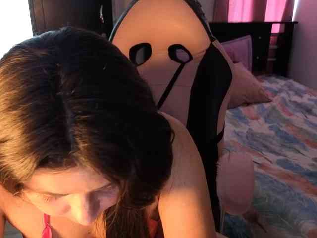 Violetacampbe webcam