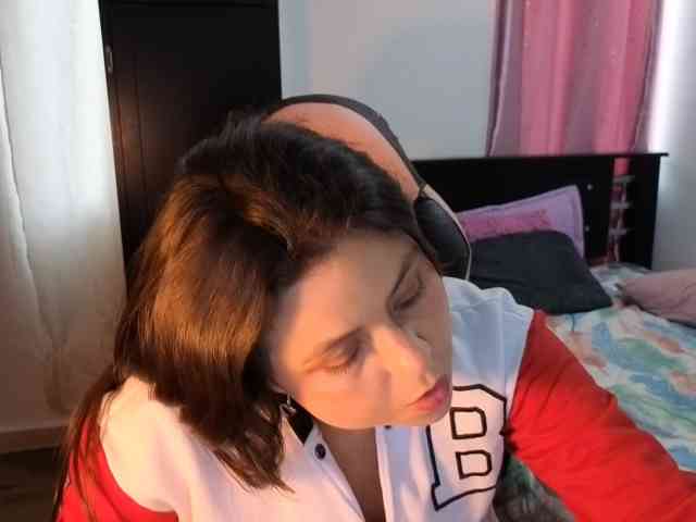 Violetacampbe webcam