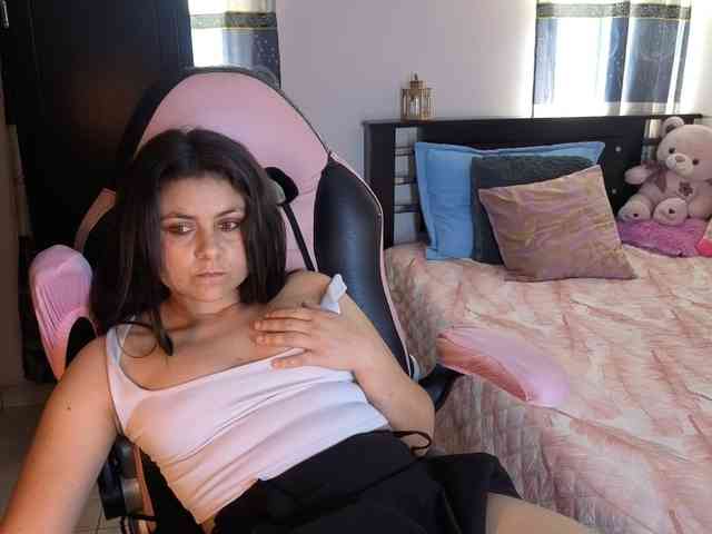 Violetacampbe webcam