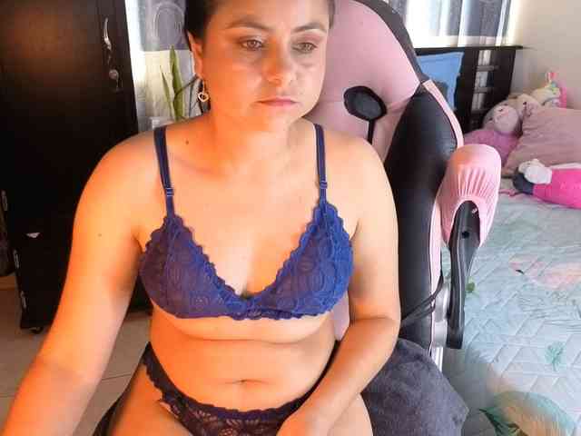 Violetacampbe webcam