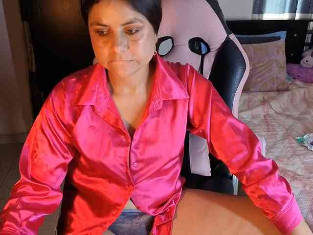 Violetacampbe webcam