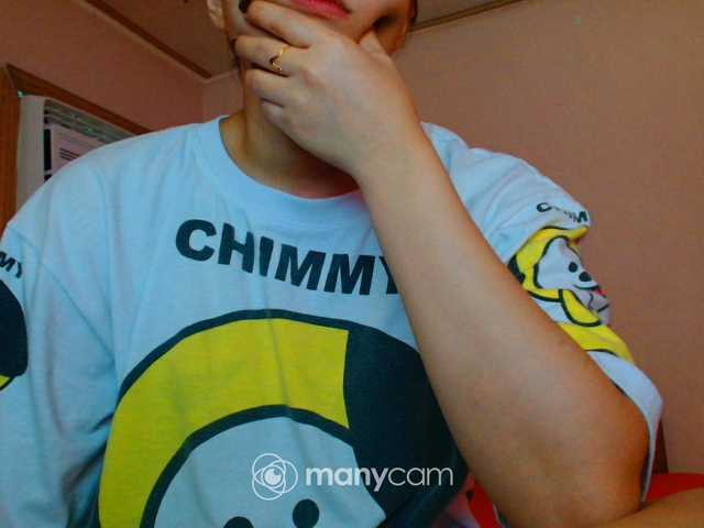 mainee live cam on BongaCams