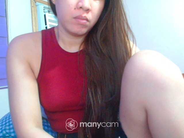 mainee live cam on BongaCams