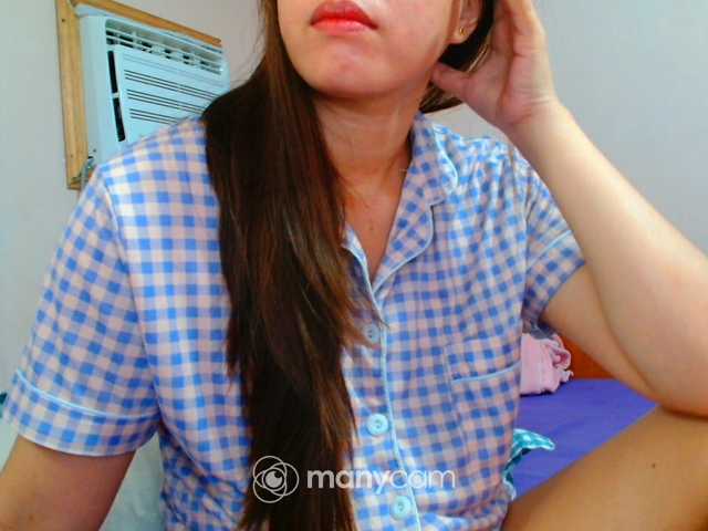 mainee live cam on BongaCams