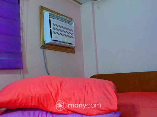 mainee webcam