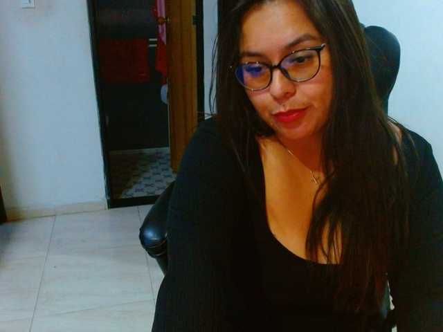 MARILYNWHANCO live webcam show