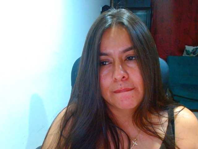 IXCHEL9153 live cam preview