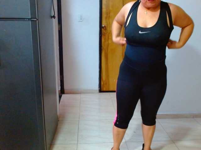 IXCHEL9153 live cam preview