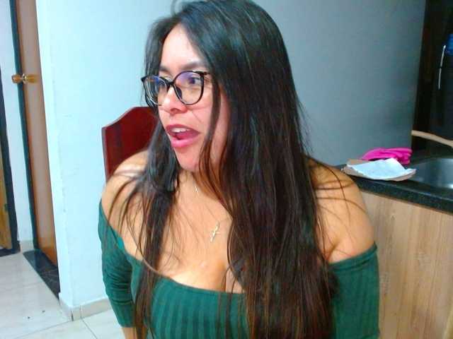 MARILYNWHANCO's BongaCams show and profile