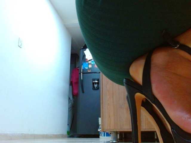 MARILYNWHANCO's BongaCams show and profile