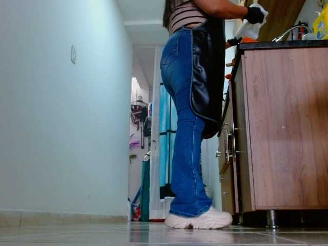 MARILYNWHANCO live cam on BongaCams