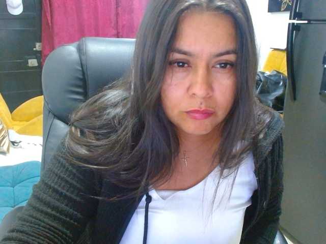 MARILYNWHANCO live cam on BongaCams