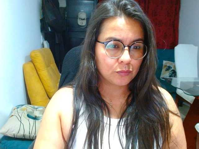 IXCHEL9153 live cam preview