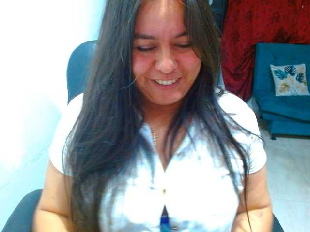 IXCHEL9153 live cam preview