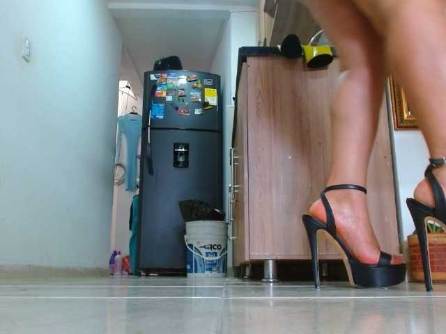 MARILYNWHANCO live cam on BongaCams