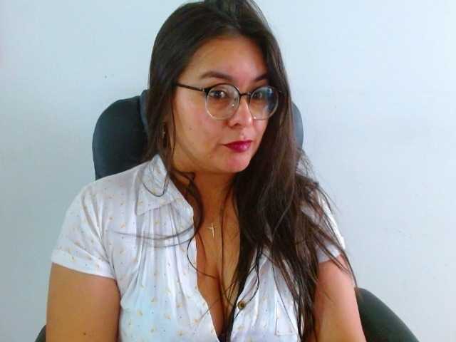 MARILYNWHANCO live cam on BongaCams