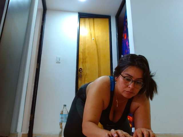 MARILYNWHANCO live cam on BongaCams