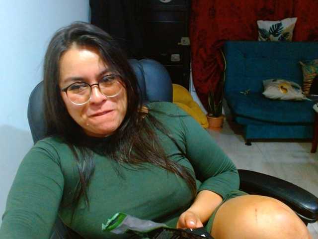 IXCHEL9153 live cam preview