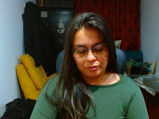 MARILYNWHANCO, en vivo ahora en BongaCams