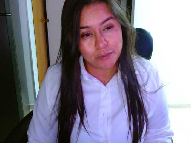 MARILYNWHANCO live cam on BongaCams