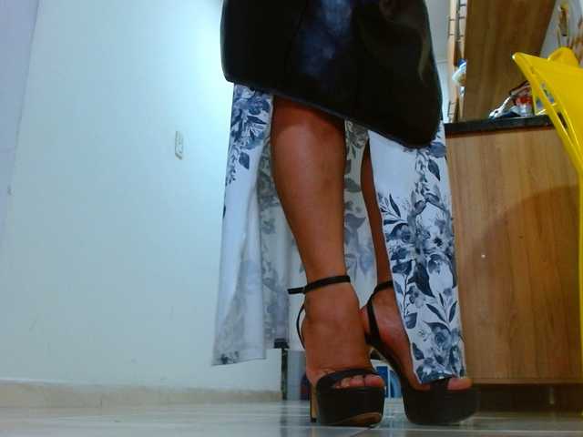 IXCHEL9153 — live female cam