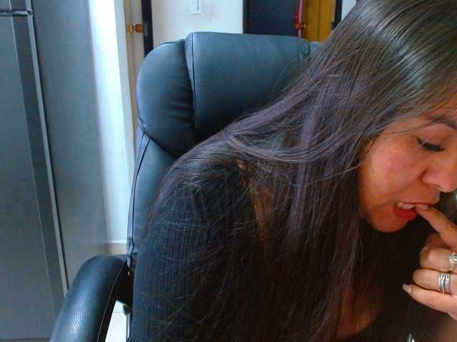 MARILYNWHANCO live cam on BongaCams