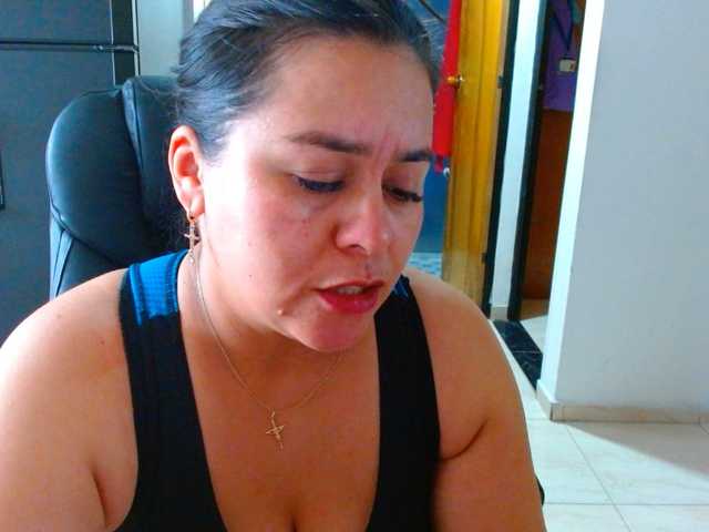 MARILYNWHANCO live cam on BongaCams