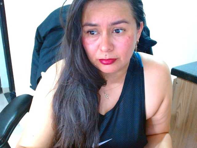 MARILYNWHANCO live cam on BongaCams