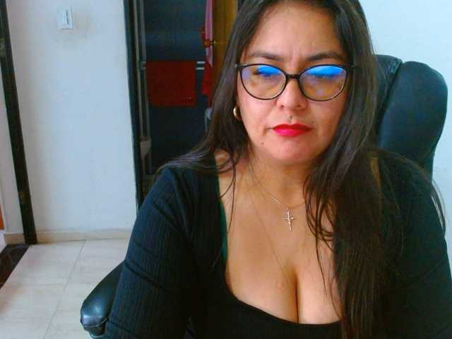 MARILYNWHANCO live cam on BongaCams