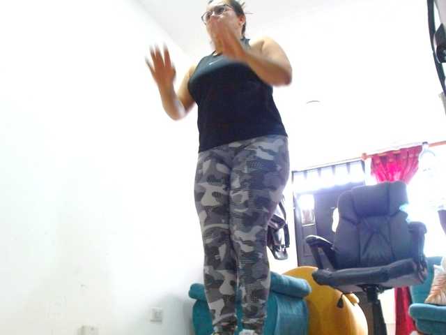 IXCHEL9153 live cam preview