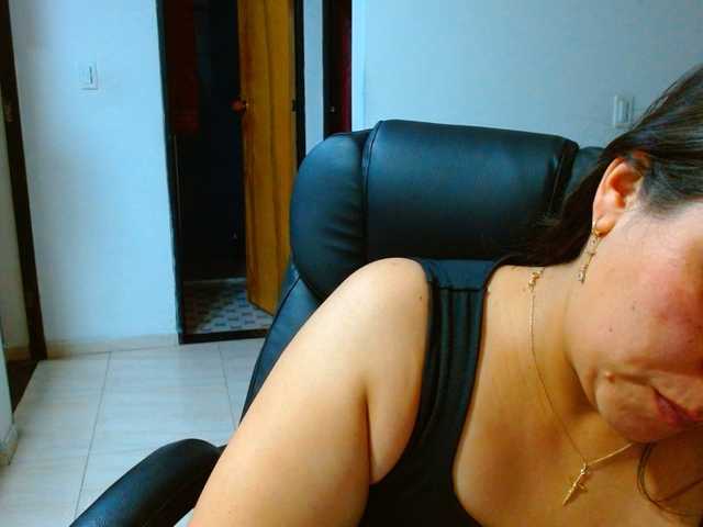 MARILYNWHANCO live cam on BongaCams