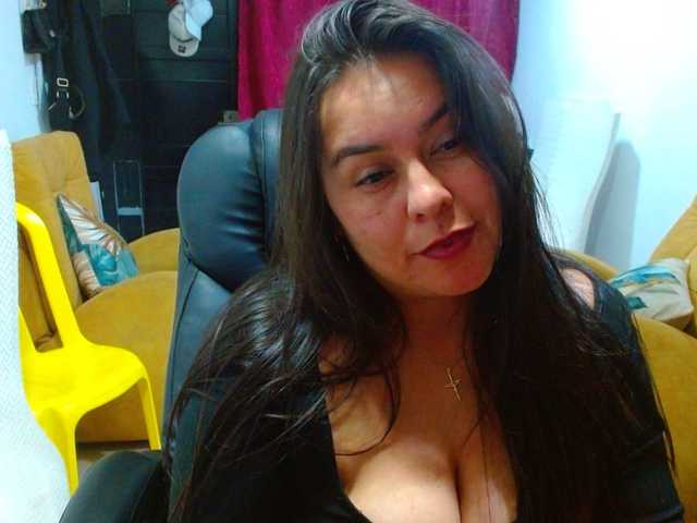 MARILYNWHANCO live cam on BongaCams