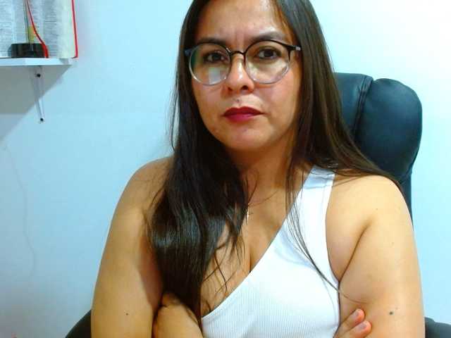 MARILYNWHANCO live cam on BongaCams