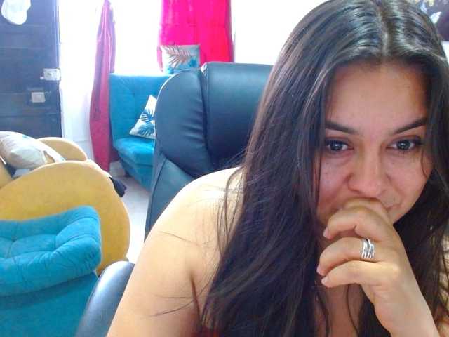 IXCHEL9153 live cam preview