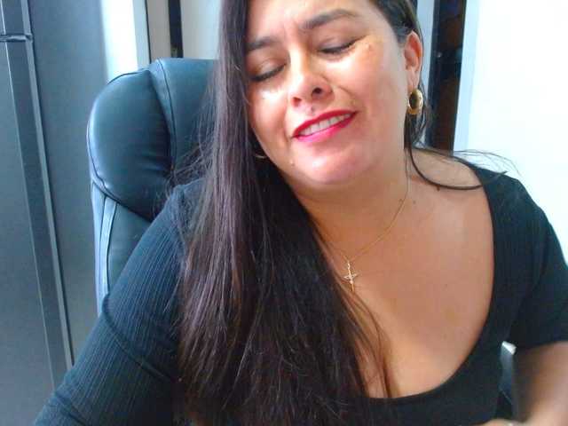 MARILYNWHANCO live webcam show